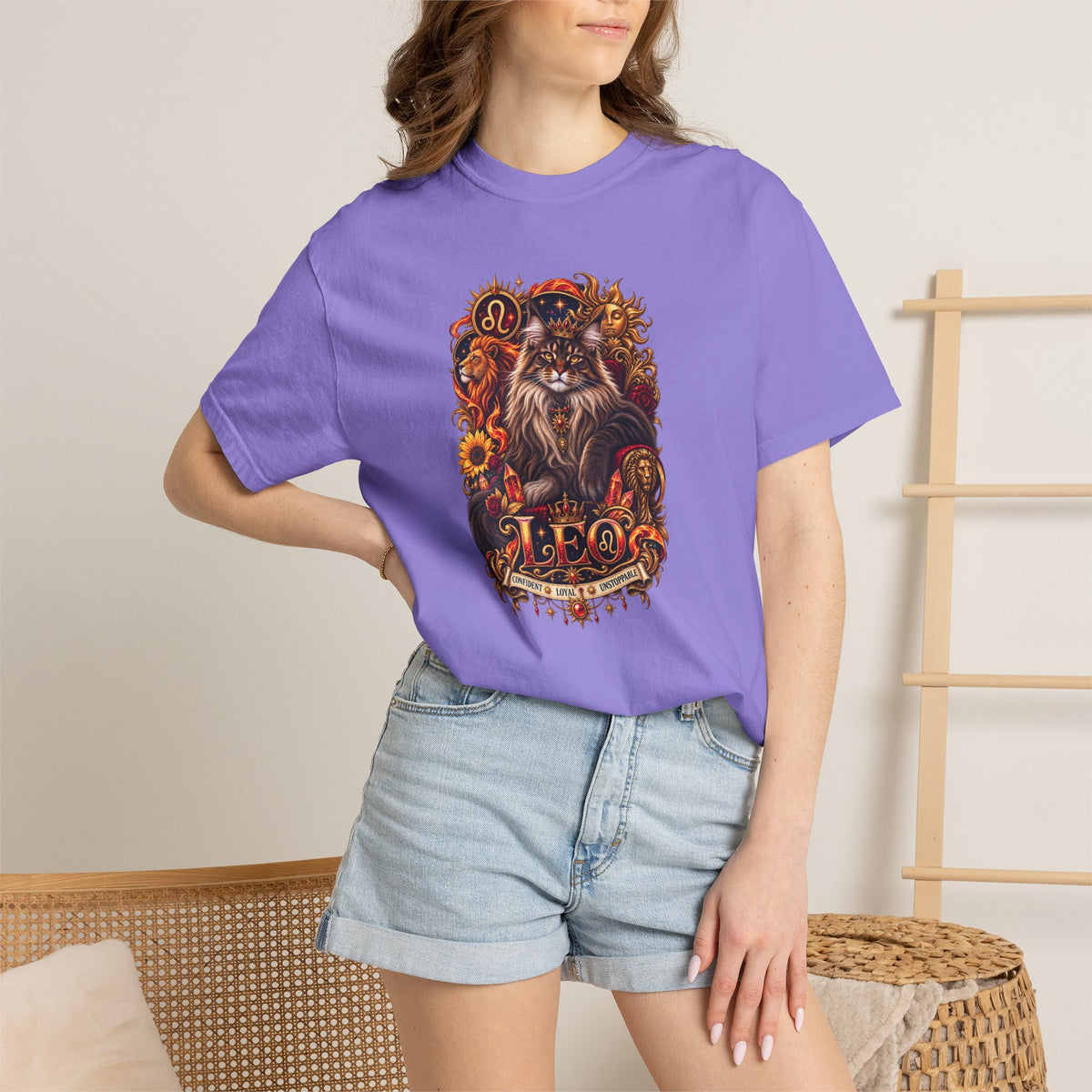 Leo Zodiac Cats T-Shirt — Maine coon Astrology Tee