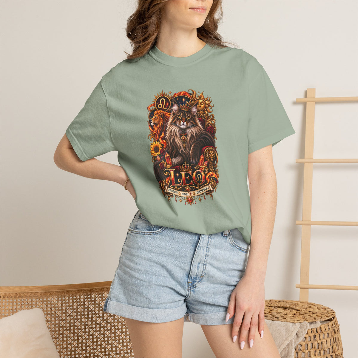 Leo Zodiac Cats T-Shirt — Maine coon Astrology Tee